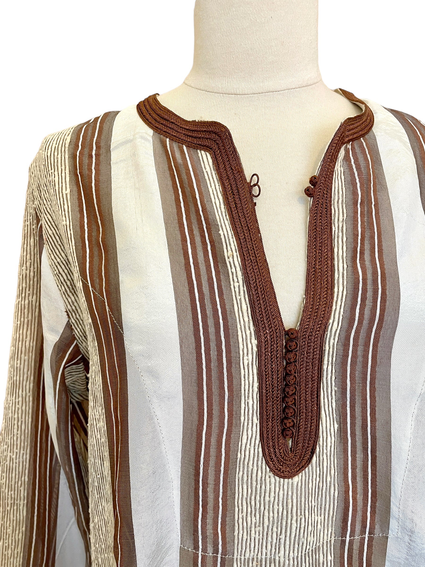 Kurta brown-ecru striped - brown collar