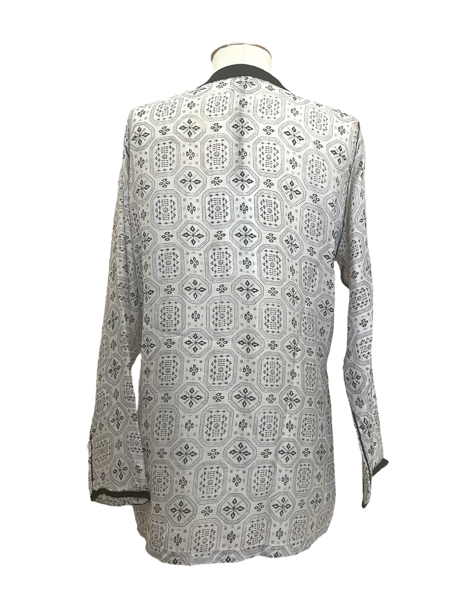 Kurta black and white mosaic
