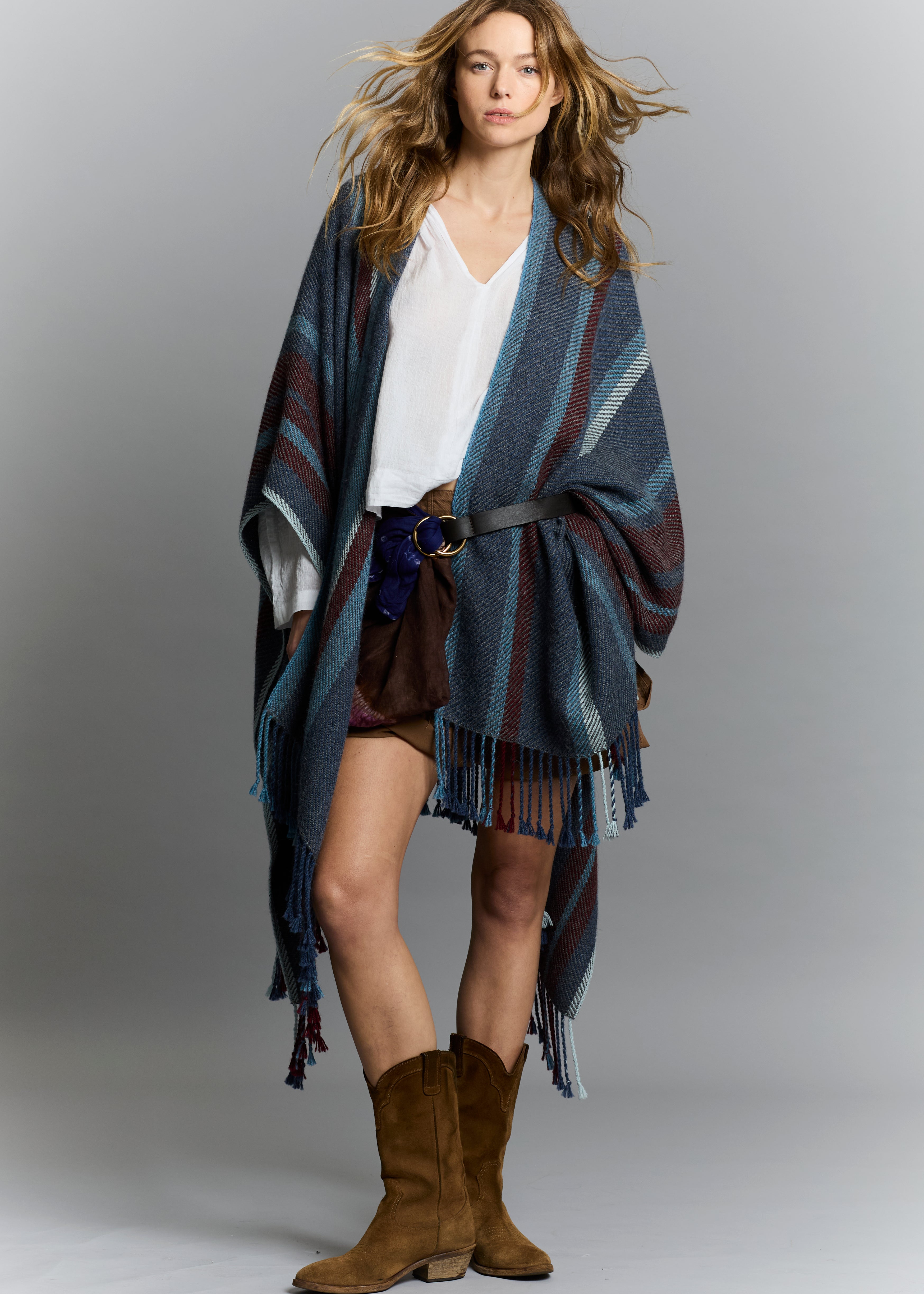 Ruana AP (Anthracite/ Prune)