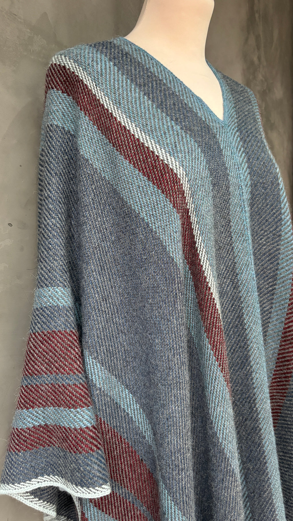 Poncho AP (Anthracite/ Prune)