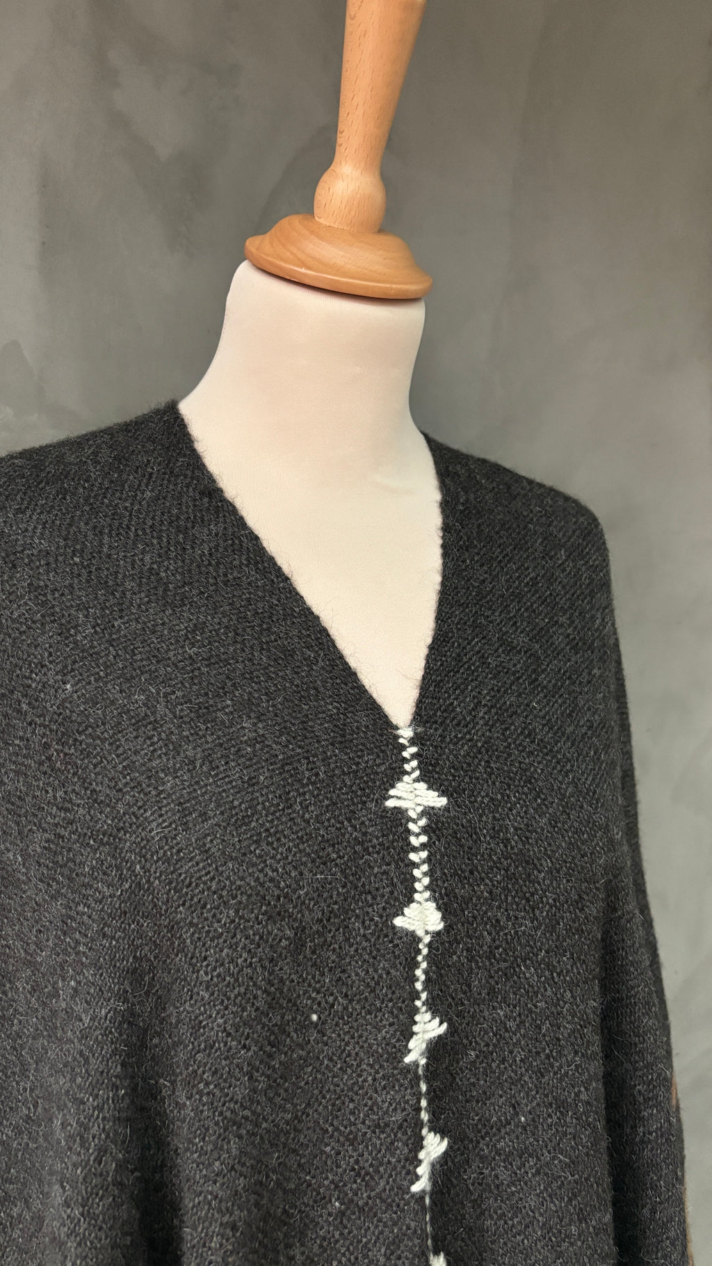 Poncho LMC Anthracite/ Marron
