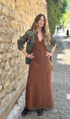 Robe longue en crêpe de coton fauve