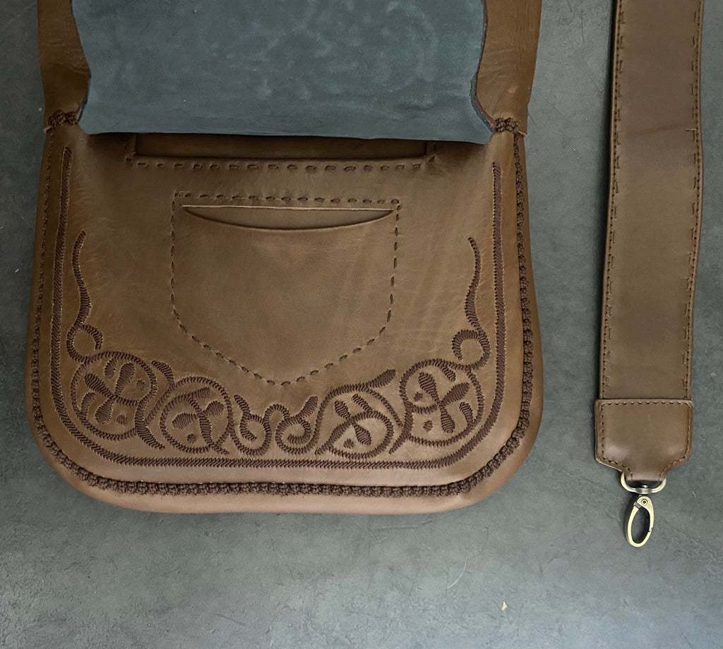 Besace Berbère camel broderie marron