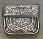 Besace Berbère noire broderie écrue