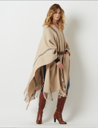 Poncho Sable